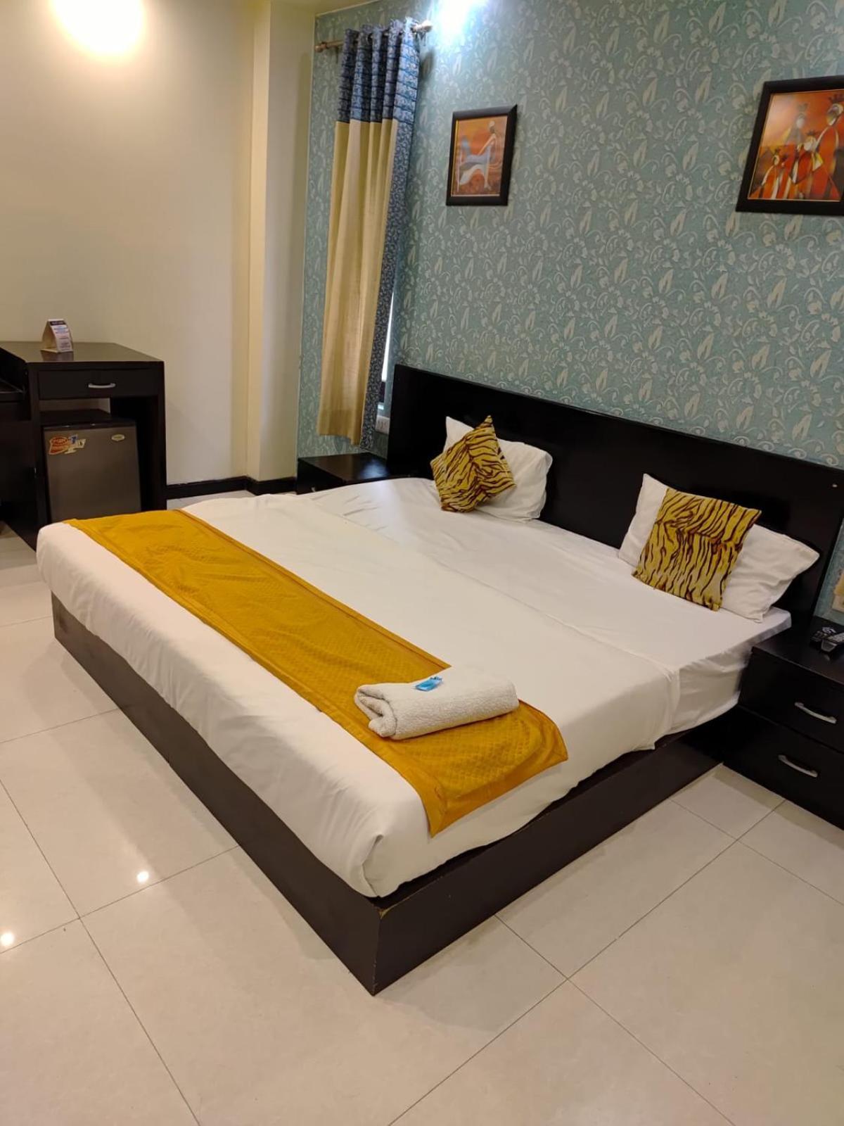Hotel Paschim Vihar Delhi  Exterior foto